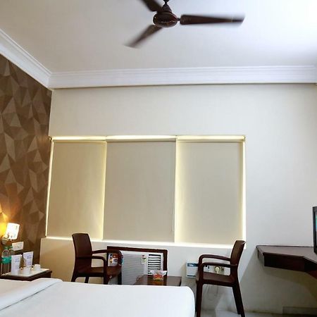 Hotel Shridevi Park Chennai Extérieur photo